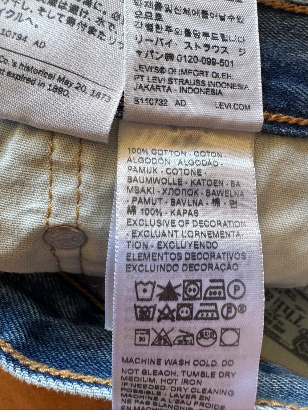 Levi's Classic Blue Straight-Leg Jeans - Picture 5 of 11